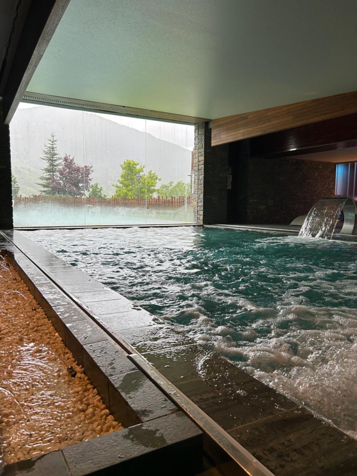 Aparthotel Siente Boi & Spa Pla de l'Ermita Exterior photo